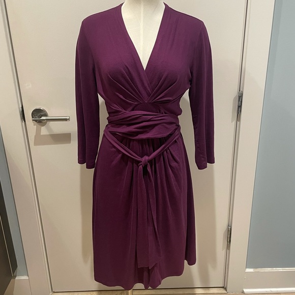 Banana Republic Dresses & Skirts - Issa for Banana Republic faux wrap dress